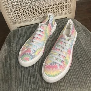 Brand new rainbow shoes